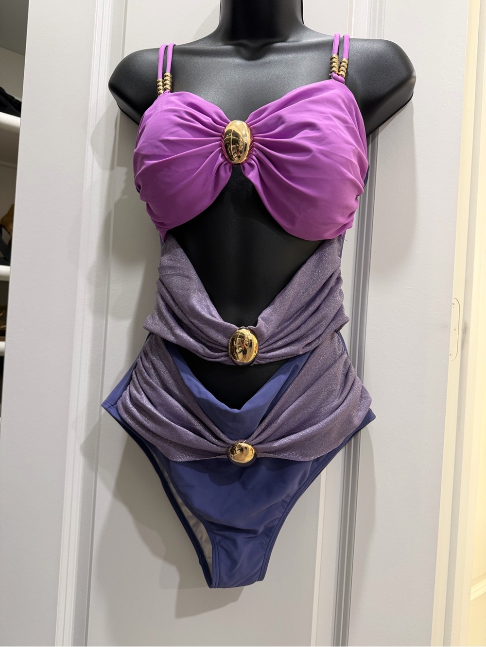 NWT YUNIDMEIM Purple Cutout One-Piece Swimsuit & Sarong Set Size Medium
